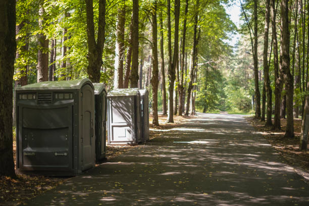 Best Construction site porta potty rental  in Kensington, CT